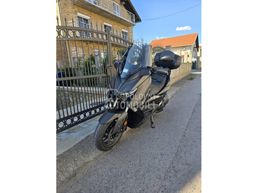 Yamaha X max Tech max