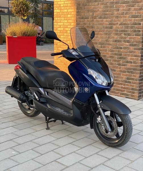 Yamaha Xmax 125