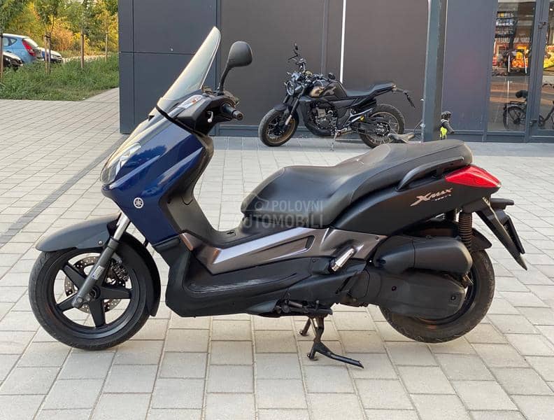 Yamaha Xmax 125
