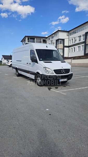 Mercedes Benz Sprinter 511