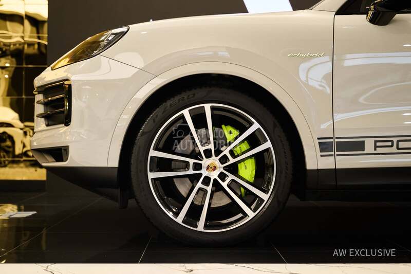 Porsche Cayenne E-Hybrid Matrix