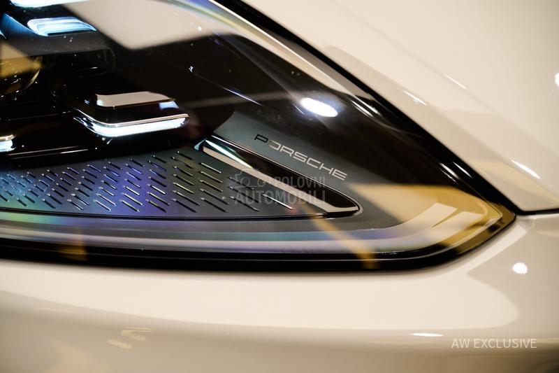 Porsche Cayenne E-Hybrid Matrix