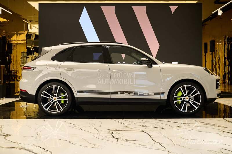 Porsche Cayenne E-Hybrid Matrix