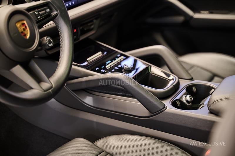 Porsche Cayenne E-Hybrid Matrix