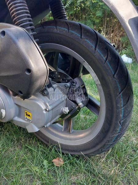 Aprilia Scarabeo 200 ie