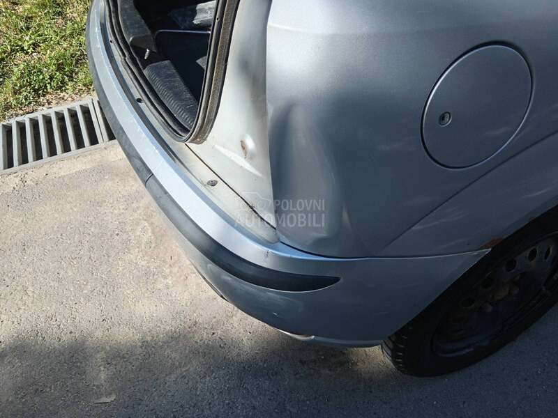 Ford Focus 1.4 16v