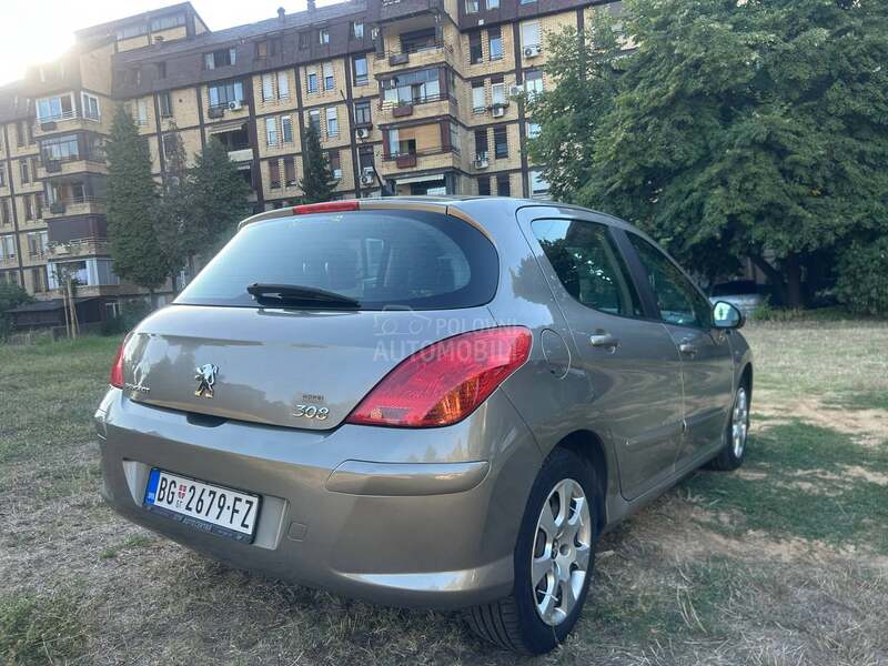 Peugeot 308 