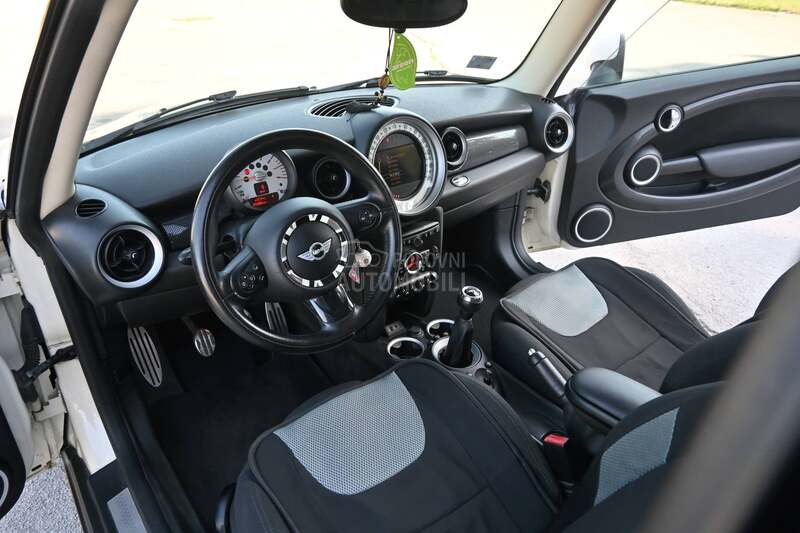 MINI Cooper S 1.6