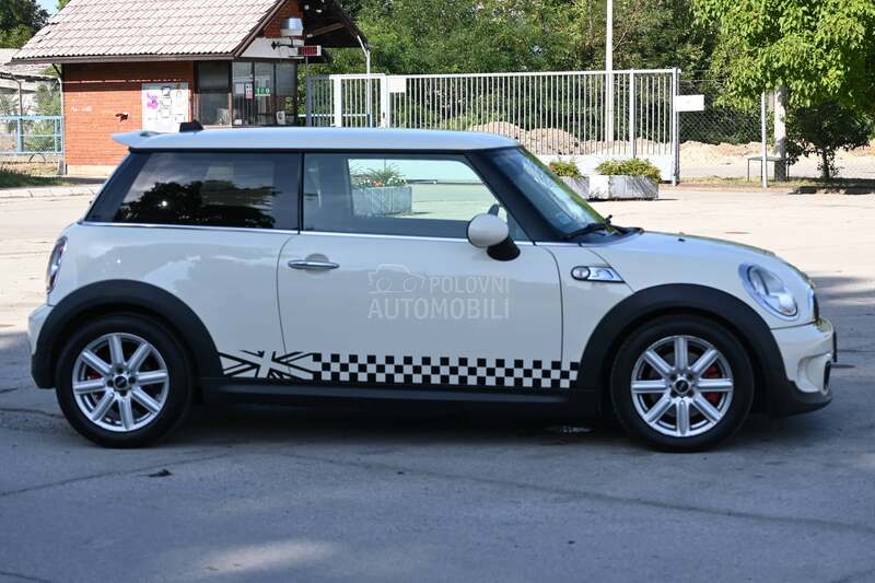 MINI Cooper S 1.6