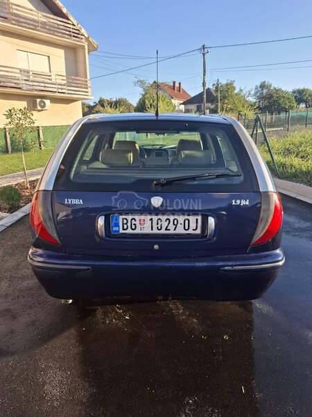 Lancia Lybra 1.9JTD
