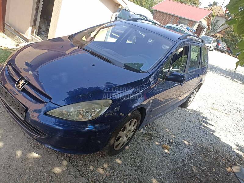 Peugeot 307 -  kompletan auto u delovima