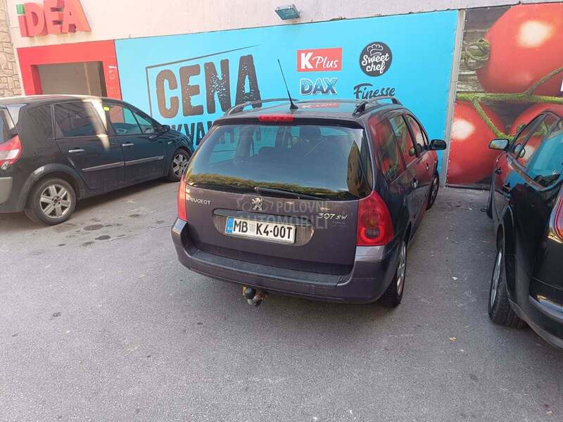 Peugeot 307 -  kompletan auto u delovima