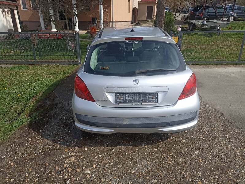 Delovi za Peugeot 207