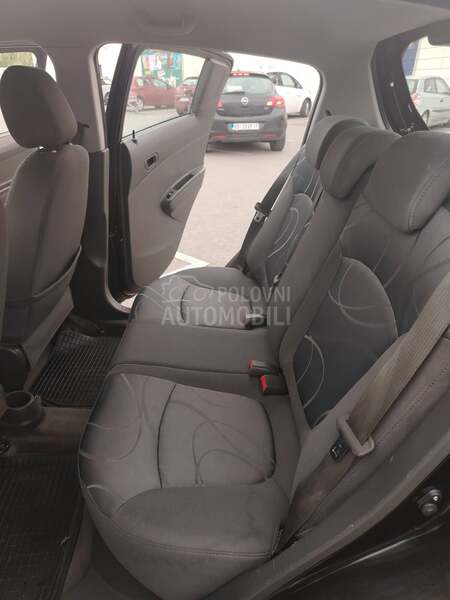 Chevrolet Spark 1.1