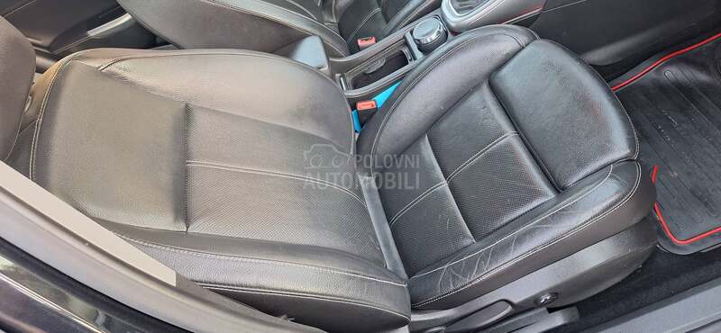 Opel Astra J 1.6  TNG COSMO