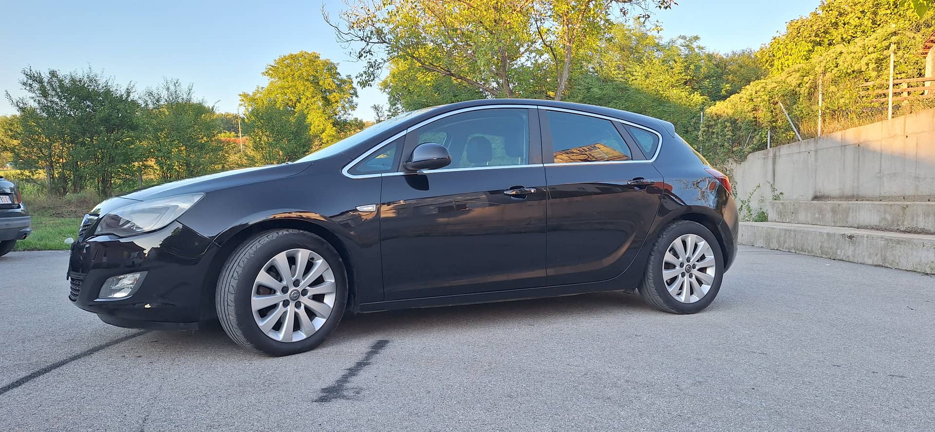 Opel Astra J 1.6  TNG COSMO