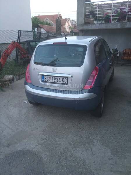 Lancia Ypsilon 1.2