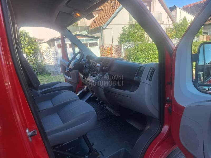 Peugeot Boxer 