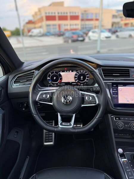 Volkswagen Tiguan R-LINE DSG 4x4