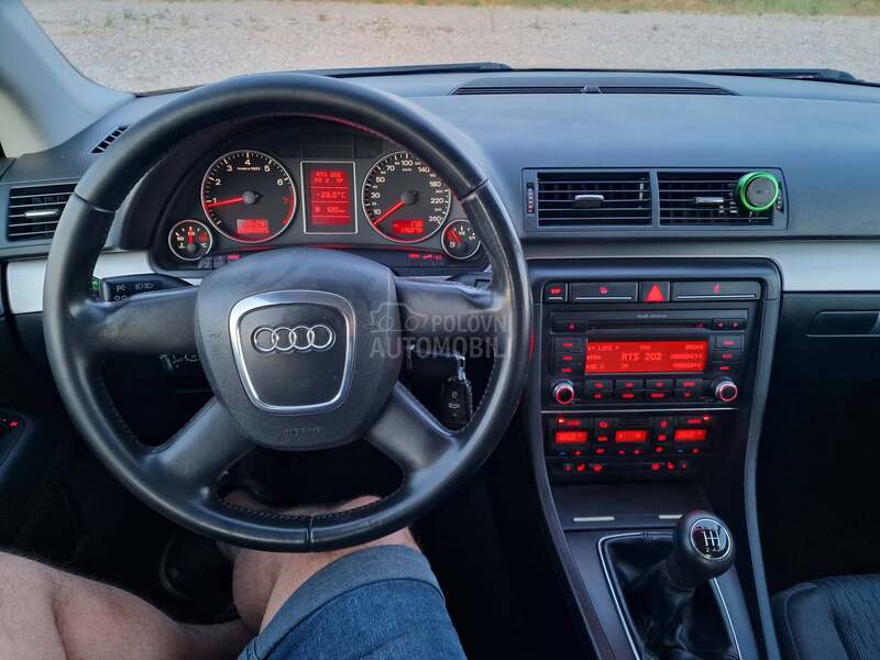 Audi A4 1.6