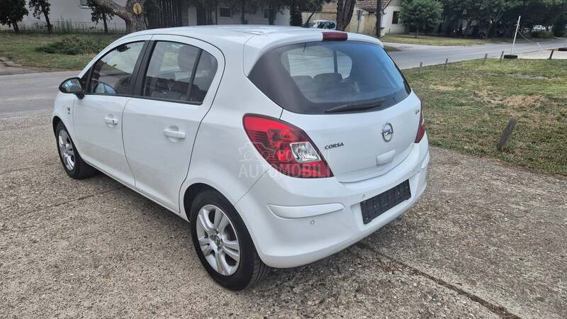 Opel Corsa D 