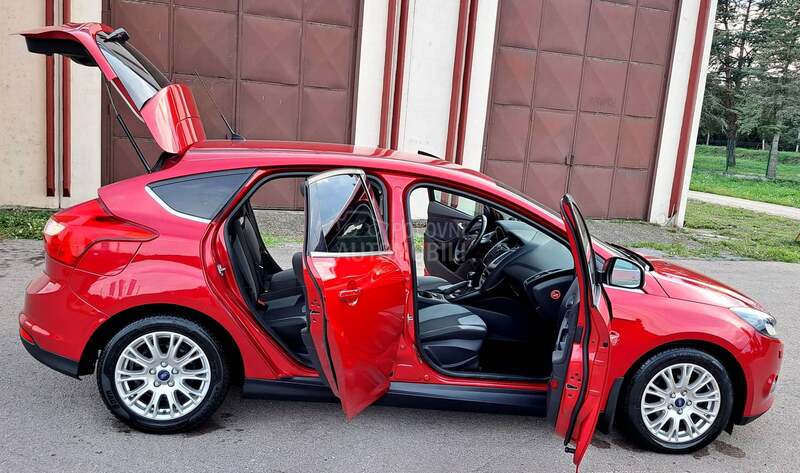 Ford Focus TITANIUM FUL