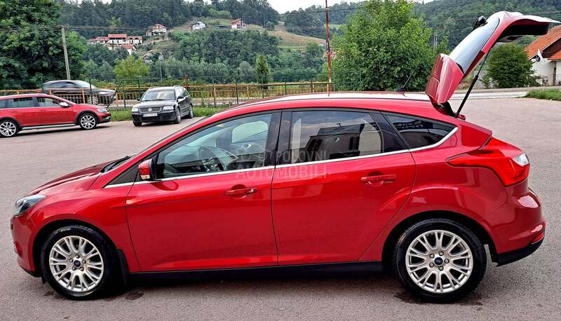Ford Focus TITANIUM FUL