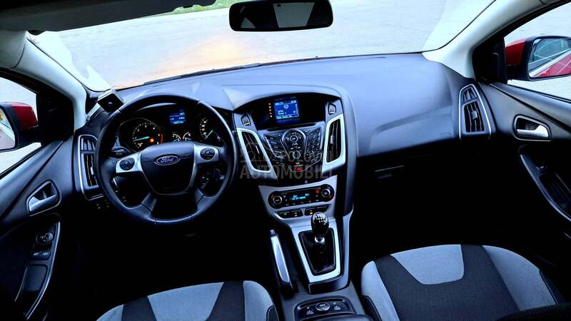 Ford Focus TITANIUM FUL