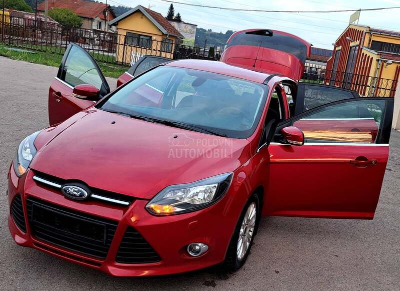 Ford Focus TITANIUM FUL
