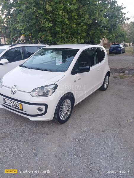 Volkswagen up! 