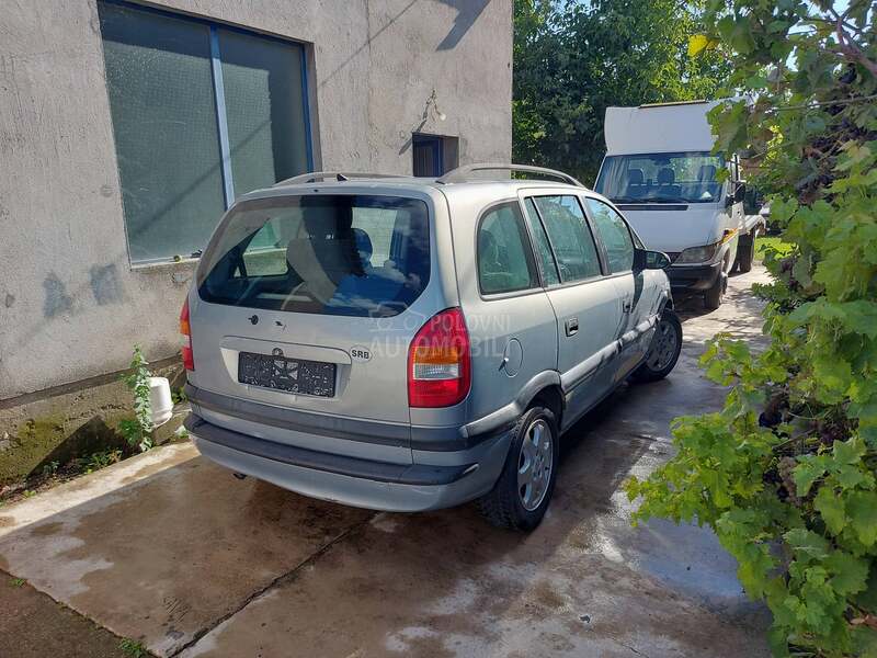 Opel Zafira 2.0 DTi