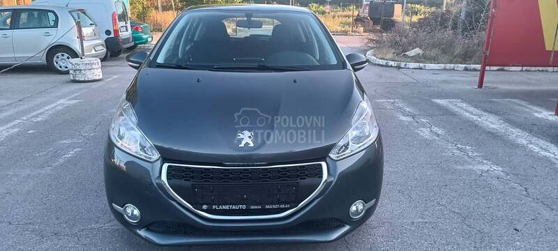 Peugeot 208 1.4eHdi
