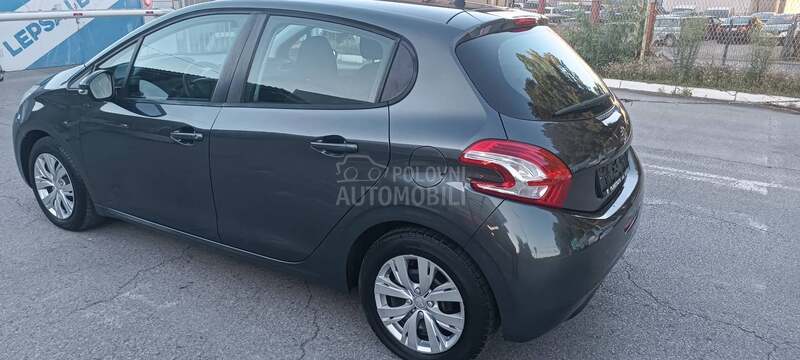 Peugeot 208 1.4eHdi