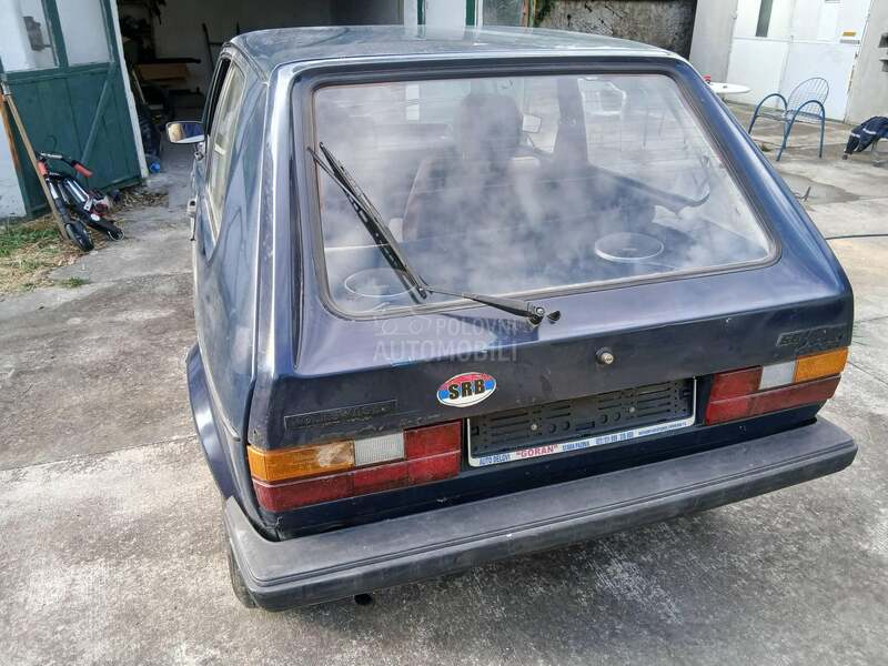 Volkswagen Golf 1 tas