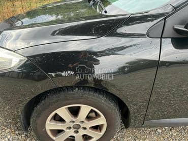 Krilo levo crno NV676 za Renault Megane od 2008. do 2016. god.