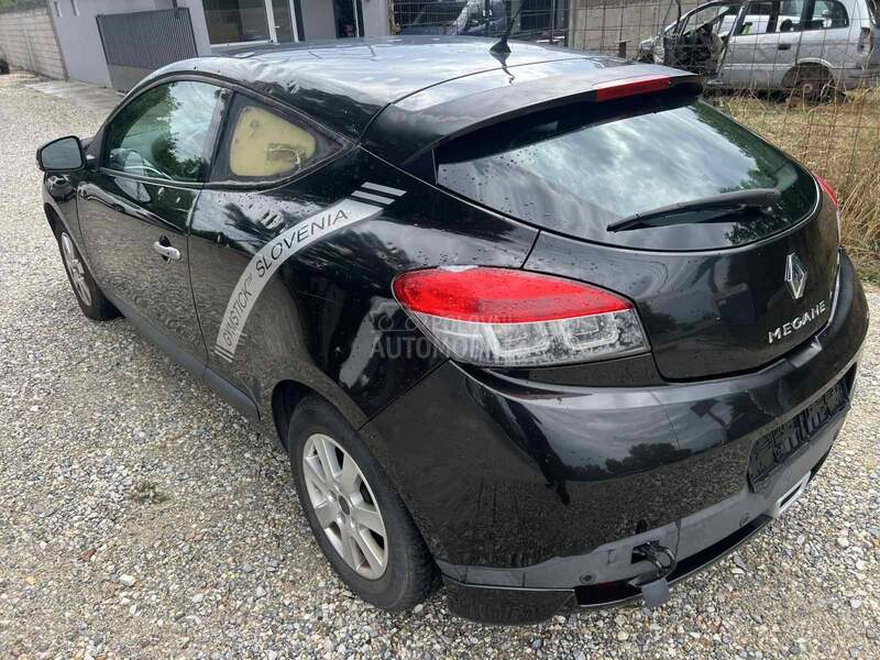 Vrata gepeka crna NV676 coupe