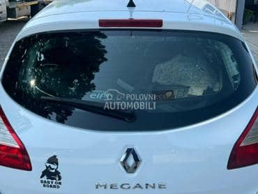 Staklo gepek vrata hečbek za Renault Megane od 2008. do 2016. god.