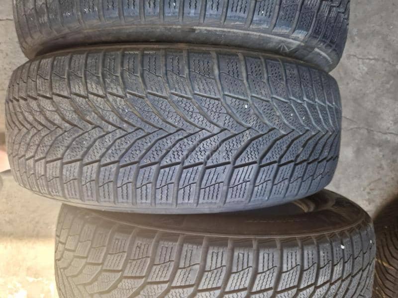 Nexen 225/60 R17 Zimska