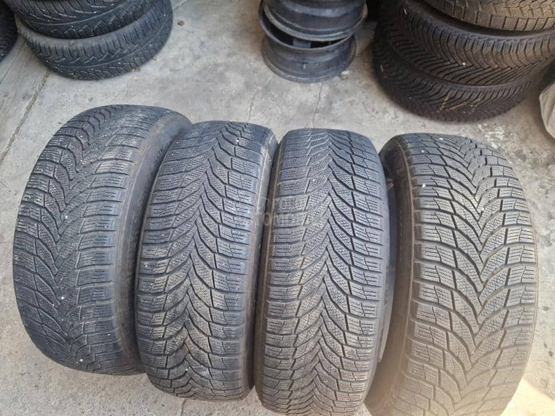 Nexen 225/60 R17 Zimska