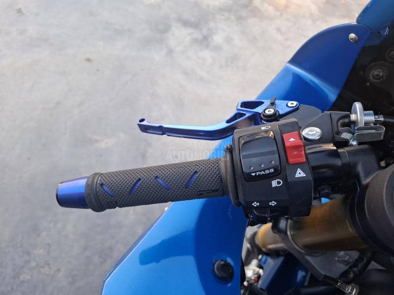 Suzuki GSXR 750