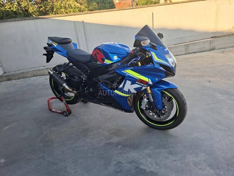Suzuki GSXR 750