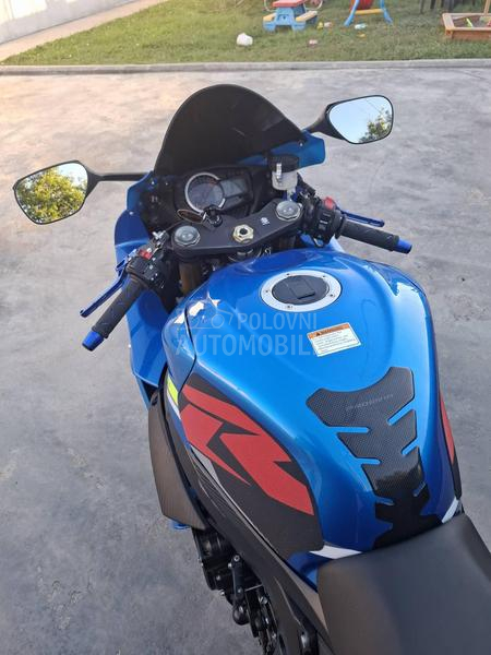 Suzuki GSXR 750