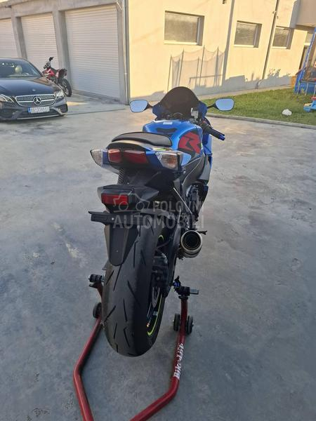 Suzuki GSXR 750