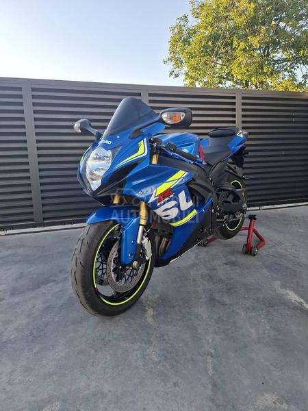 Suzuki GSXR 750