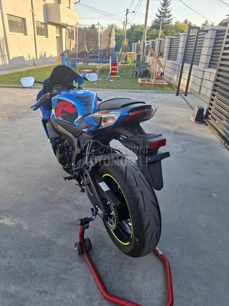Suzuki GSXR 750