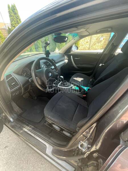 BMW 118 A U T O M A T