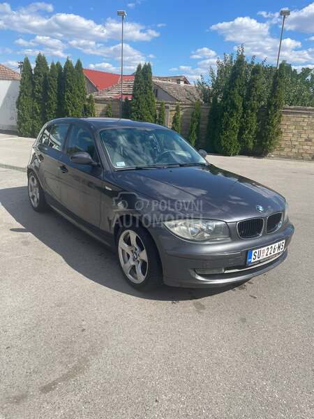 BMW 118 A U T O M A T