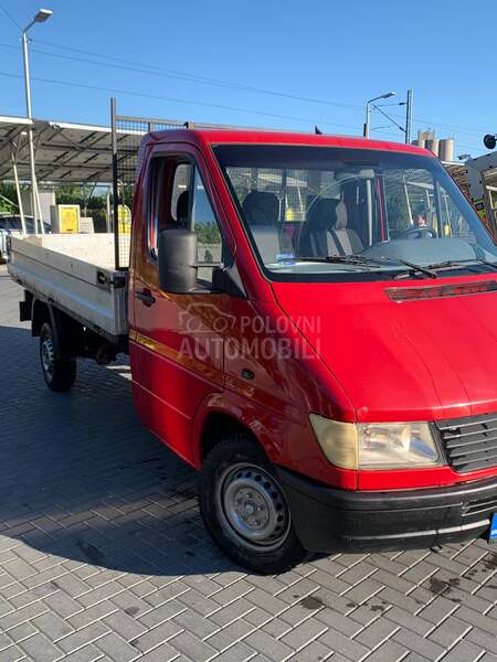 Mercedes Benz Sprinter 208D