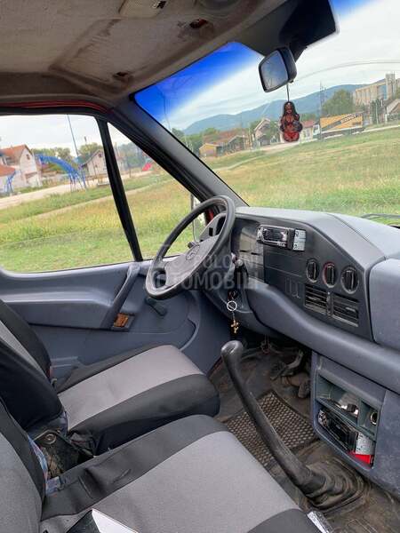 Mercedes Benz Sprinter 208D