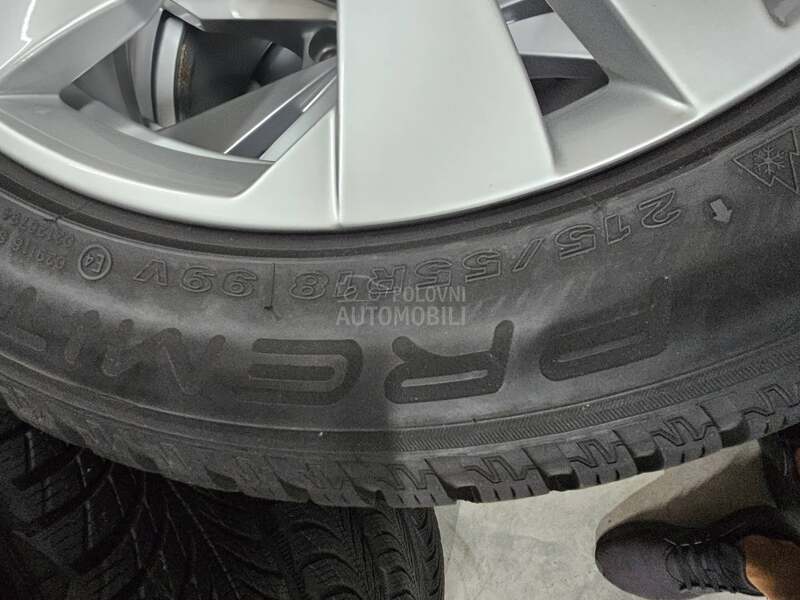 Maxxis 215/55 R18 Zimska